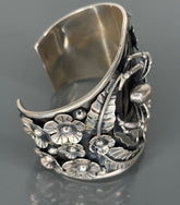 Spider Cuff Bracelet
